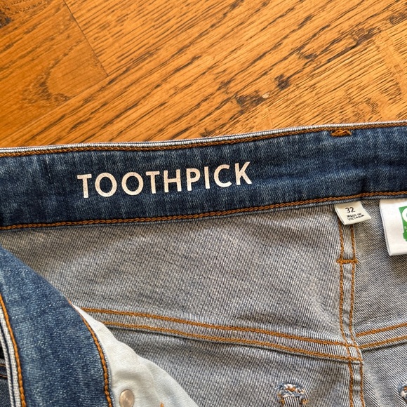 JCrew The Toothpick Distressed Skinny Jeans sz32 - Picture 2 of 4